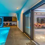 Palatium Iii - Sea View Vila *