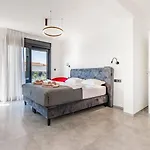 Palatium Iii - Sea View *