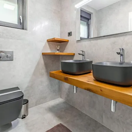 Palatium Iii - Sea View Fažana